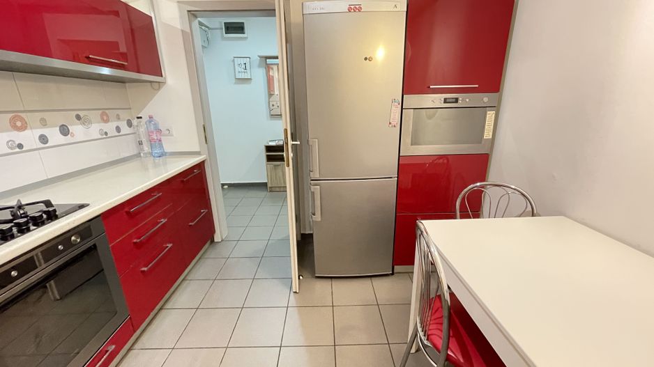 Apartament amenajat frumos,mobilat si utilat - Poză 5