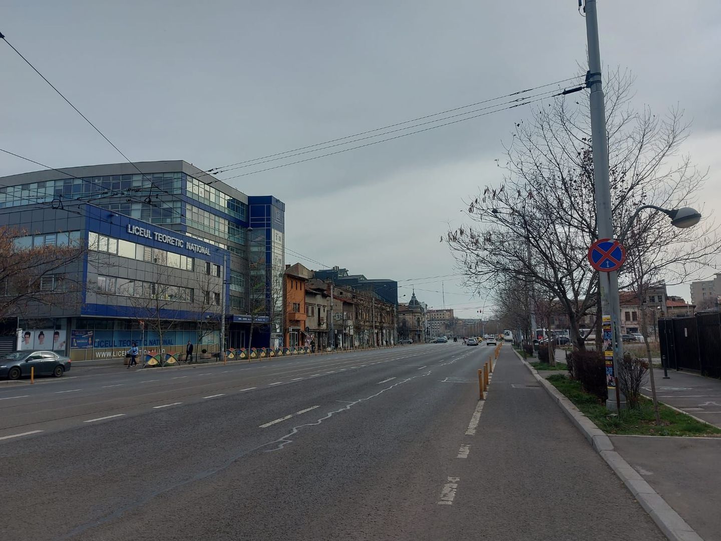 Casa Vila 6 camere || Piata Victoriei || Buzesti || Curte Libera 300Mp - Poză 13