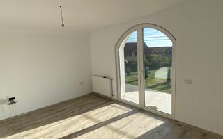 Casă 5 camere, 2 niveluri, intrări și utilități separate – Șag - Poză 10
