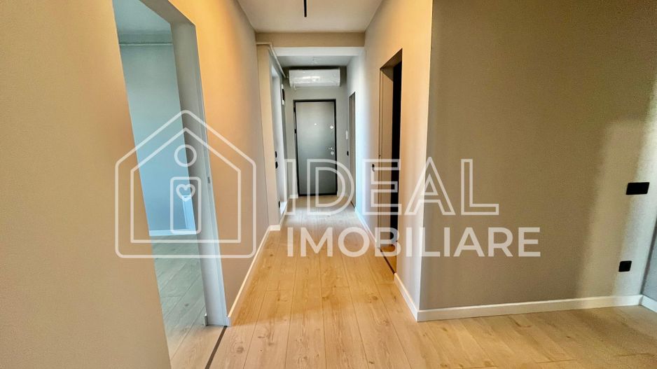 Penthouse cu 3 camere LA CHEIE, cu terase de 200mpu, zona Calea Surii Mici - Poză 12