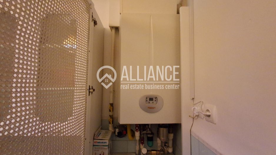 Constanta-Cazino: Garsonieră Decomandată în Inima Constanței - Poză 8