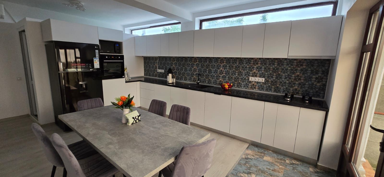 Casă De Închiriat  | Ideală Pentru Locuință Sau Afaceri - Poză 12