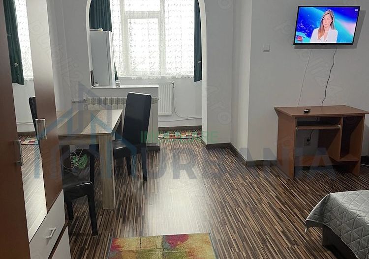 Apartament 1 cameră de închiriat în Iași, Tătărași-Flora, etaj 5/9, 2 lifturi, renovat, mobilat, utilat - Poză 1