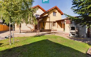 Vilă cu teren generos în Pârneava - Poză 18