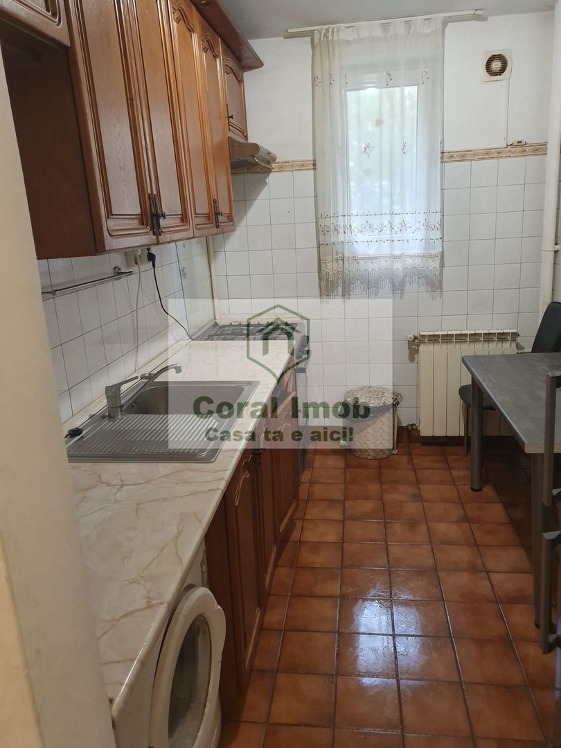Vanzare un apartament de  2 camere in zona Obor, - Poză 7