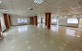 Spatiu comercial de inchiriat in zona centrala a Brasovului. - Poză 2