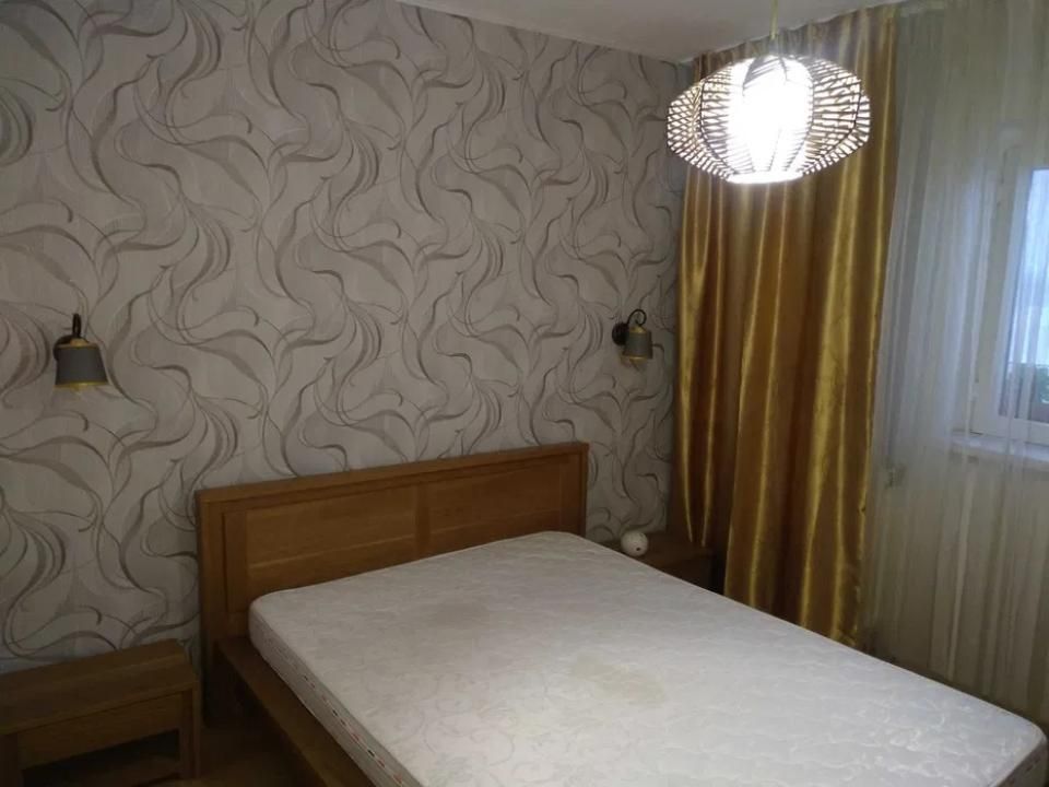 Vanzare Apartament 3 camere spre vanzare sau inchiriere ,Rahova - Poză 2