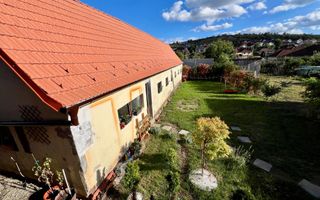 Casa moderna, spațioasa, curte generoasa pe un nivel în Sura Mare - Poză 16