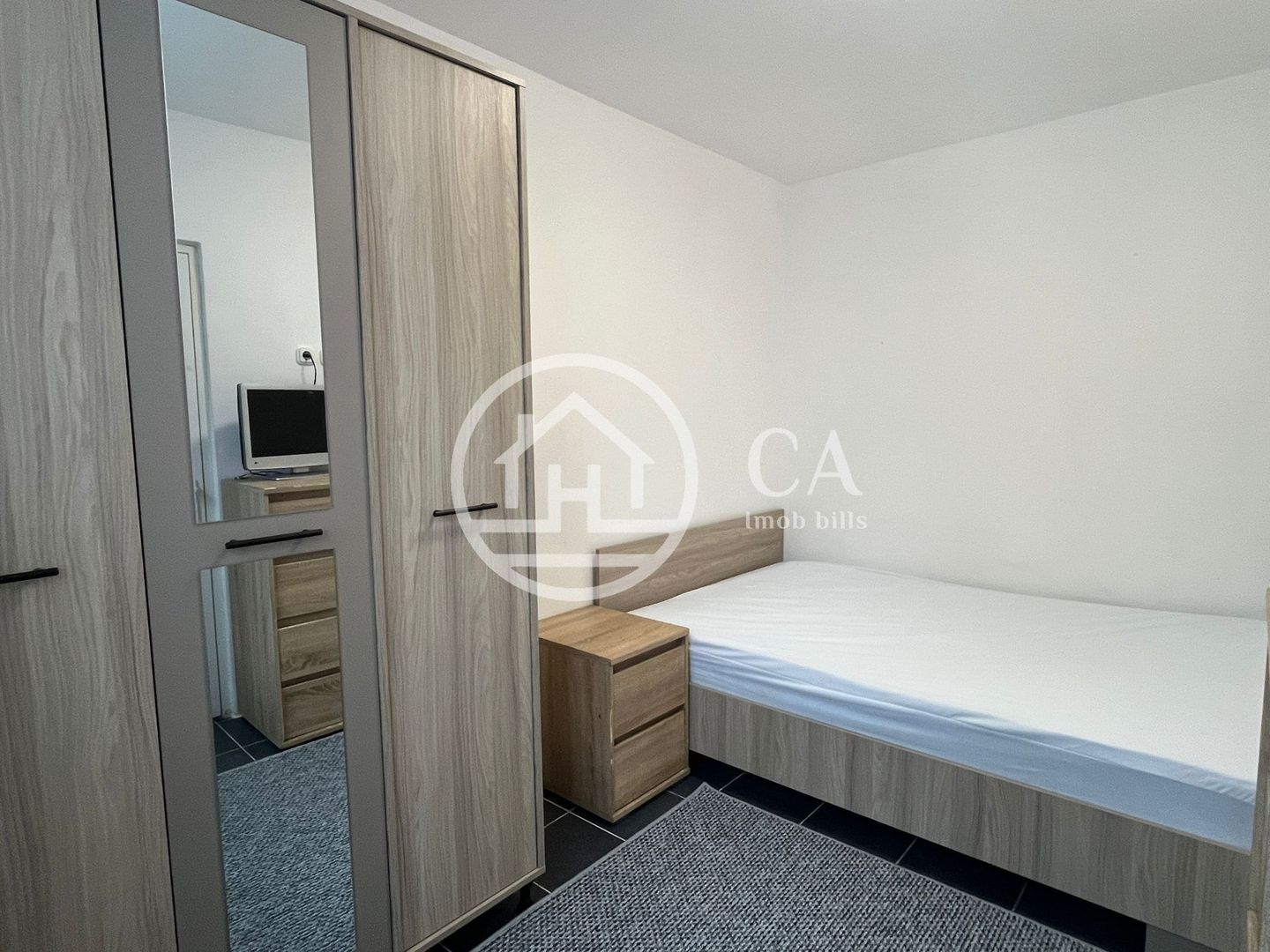 Apartament de închiriat cu 2 camere in zona Rogerius, Oradea - Poză 4