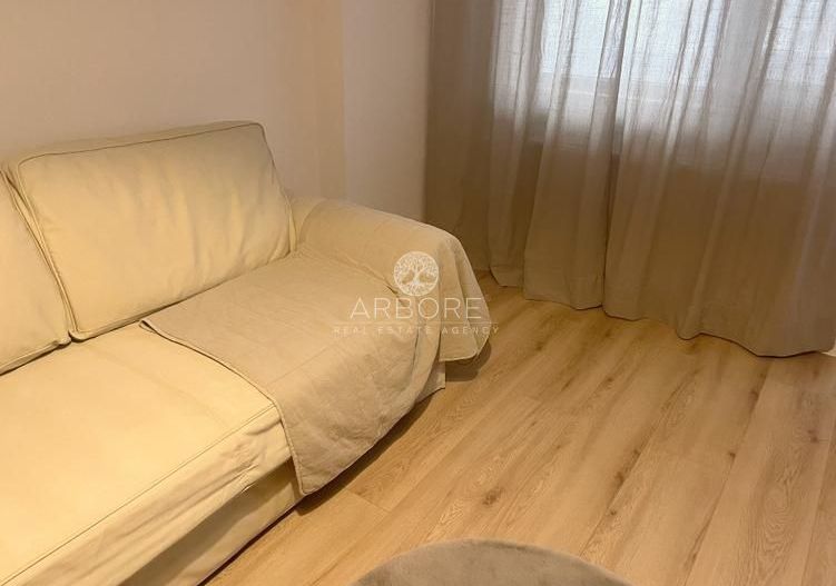 Inchiriere 2 camere Piata Unirii metrou renovat prima chirie - Poză 5