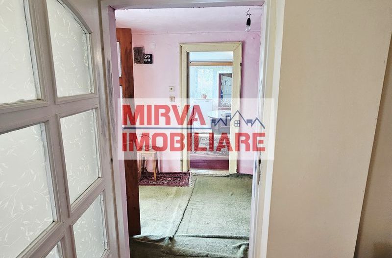 Casă cu 2 camere și teren generos, Dărmănești – Exclusivitate - Poză 31