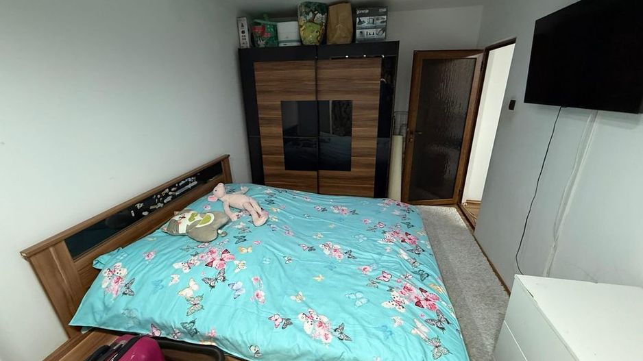 BRASADAS vinde ap 2 cam etaj 4/4 in Micro 15. - Poză 6