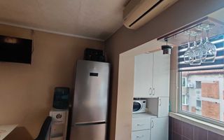 Apartament  2 camere modificat in 3 camere Aradului - Poză 4
