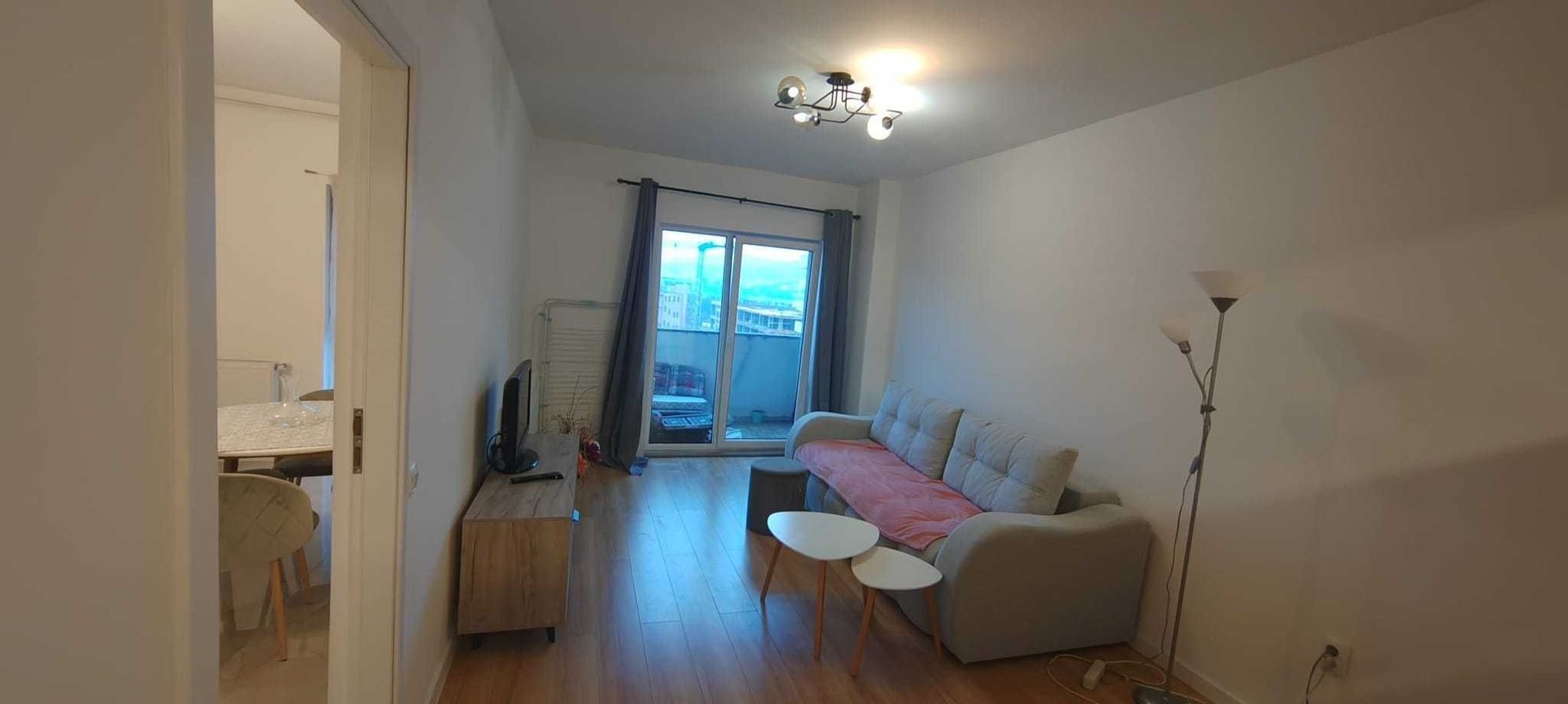Apartament spatios cu o camera | 43 mp + 3 mp balcon | Marasti - Poză 1
