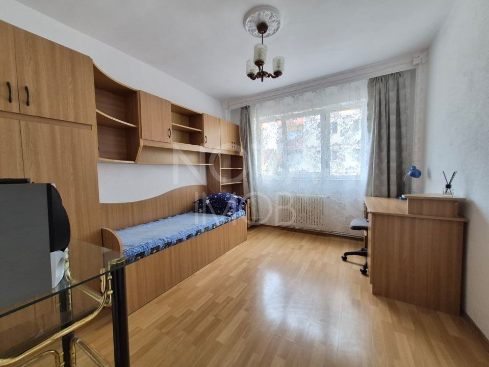 Apartament 3 camere de inchiriat - Vasile Aaron - Poză 5