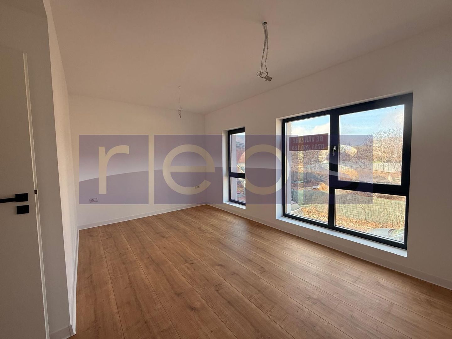 VANZARE VILA TIP DUPLEX 4 CAMERE | TRAPEZULUI | SALAJAN | SECTOR 3 - Poză 2