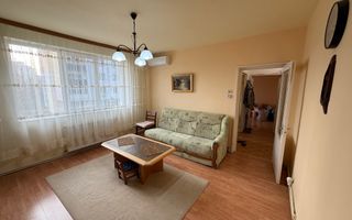 Apartament 3 camere 60 mp etaj 2 - Campina ,langa OMV - Poză 3