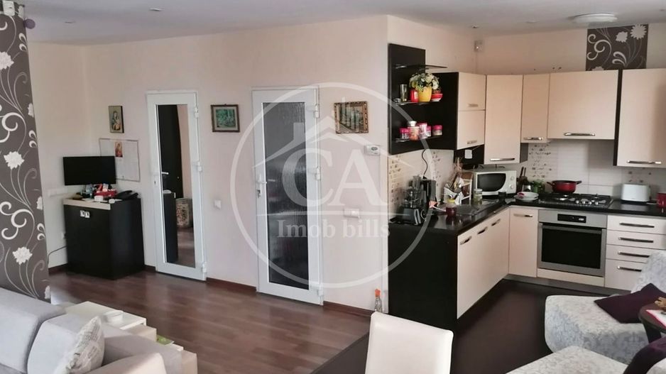 Casa de vânzare cu 6 camere in Episcopia, Bihor - Poză 11