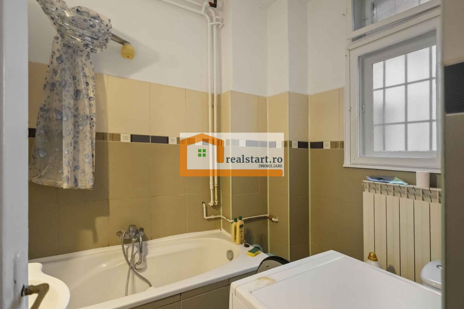 Langa Metrou, curte proprie 200mp, Garaj, 3 camere, centrala, pet friendly - Poză 7