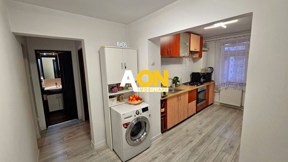 Apartament 2 camere, decomandat, 55 mp utili, mobilat, et. intermediar - Poză 5