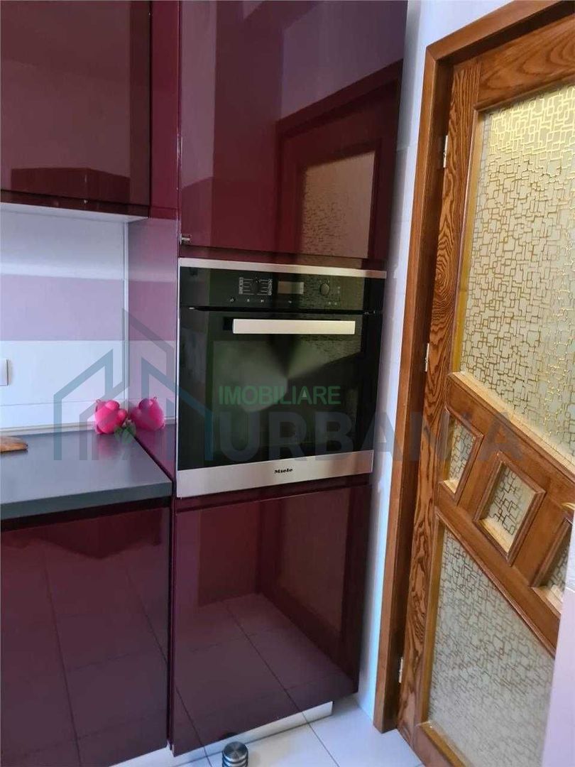 Apartament 3 camere de vanzare Podu Ros - Poză 2