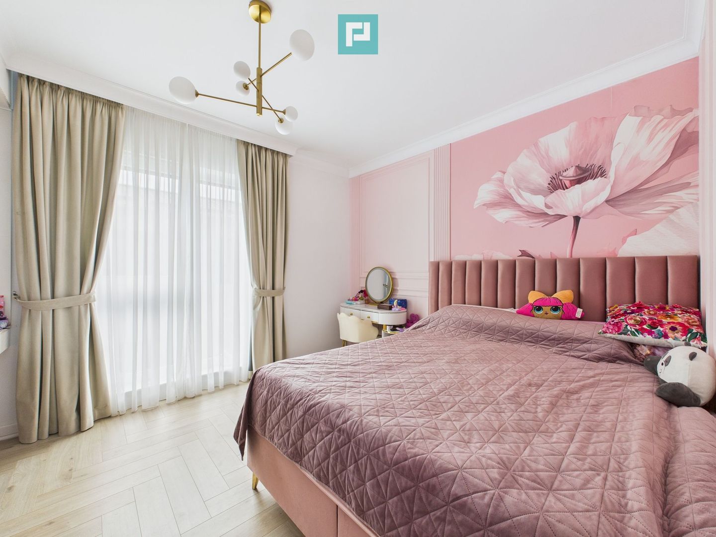 Casă modernă cu 5 camere, 4 băi și terasă închisă – Otopeni, central - Poză 10