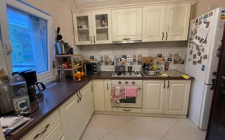 Apartament 4 camere,etaj 1,zona Bucovina - Poză 2