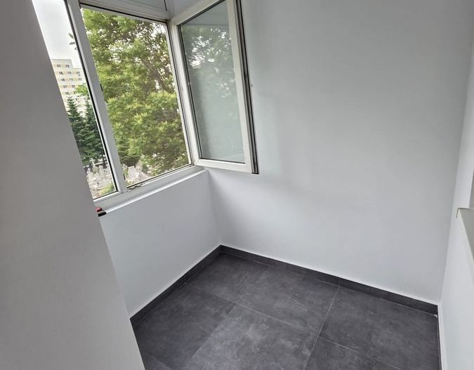GARSONIERA IANCULUI - BLOC REABILITAT, PRIMA INCHIRIERE, MODERN - Poză 6