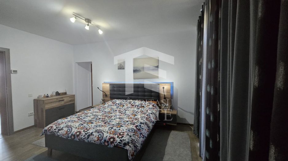 Mangalia - Vila tip duplex moderna. - Poză 10