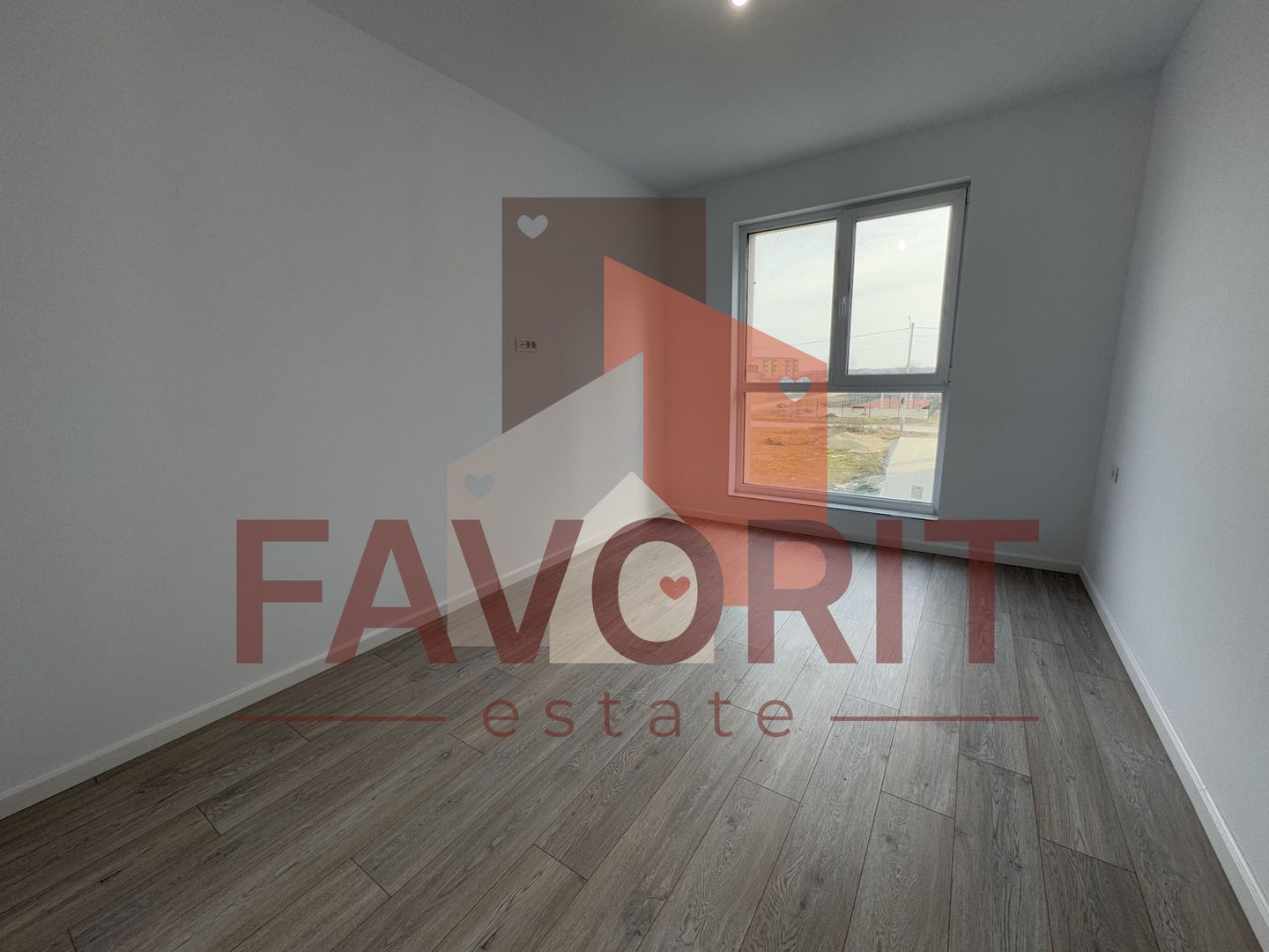 Apartament nou cu 3 camere si 2 bai la etajul 1 - Poză 2