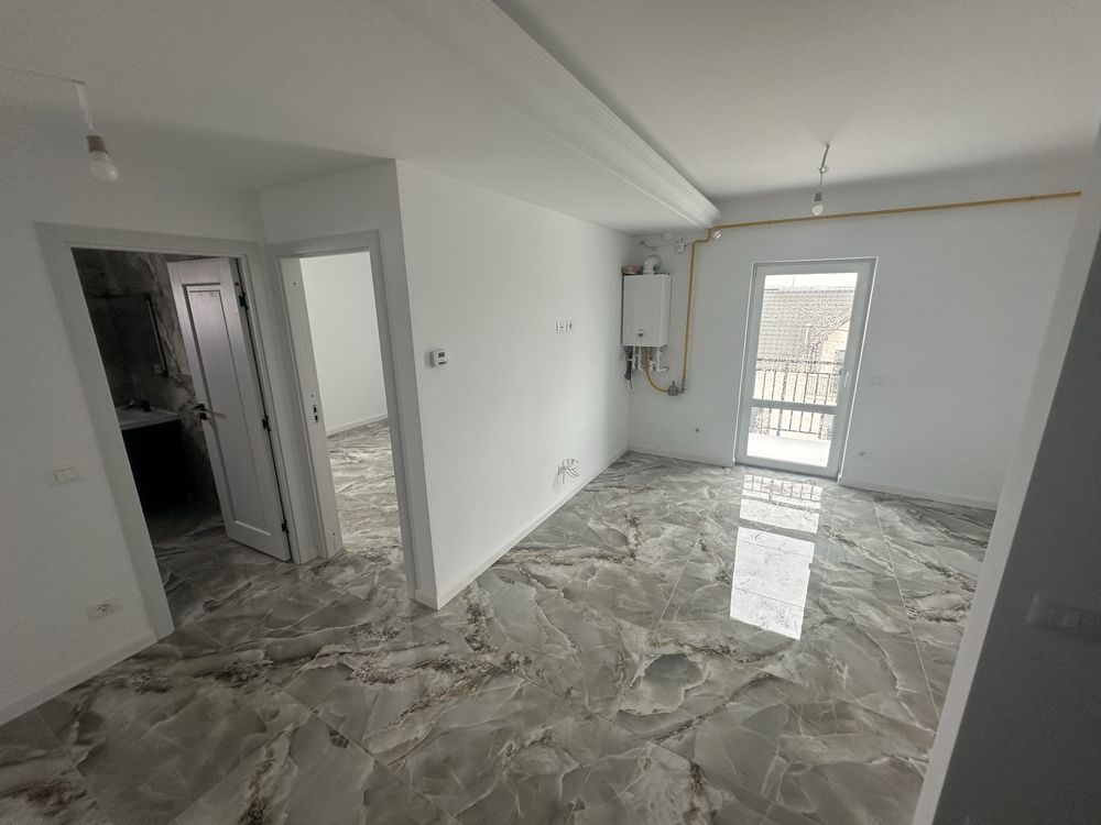 Apartament nemobilat de inchiriat - Poză 1