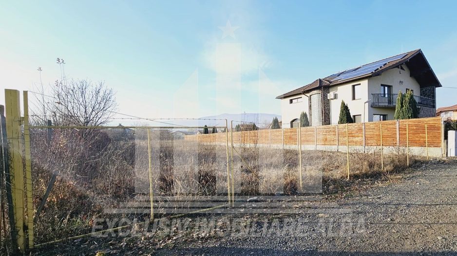 Teren intravilan de vanzare, Cetate - Poză 1