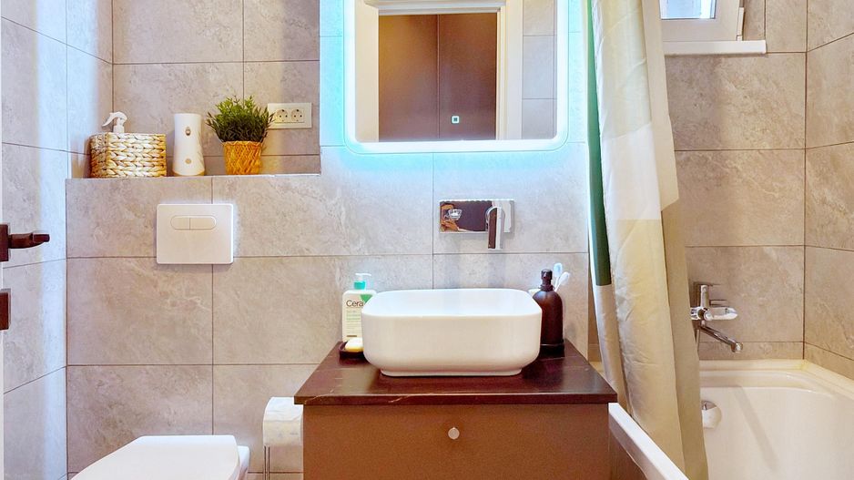 Centrala Proprie Renovat complet 2025 mobilat vedere parc Metrou Titan - Poză 9