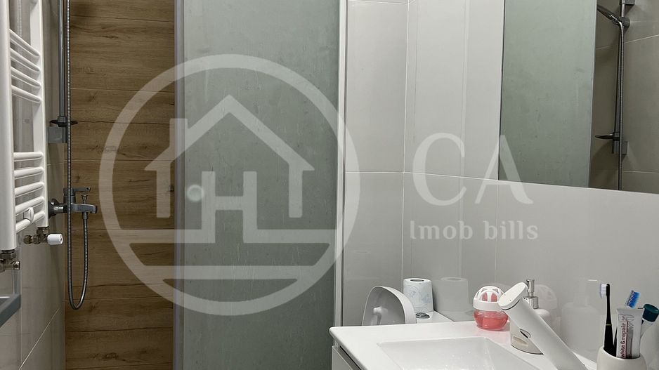 Apartament lux cu 3 camere de vanzare in zona Nufarul Oradea - Poză 4