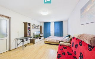 Casă P+E cu două apartamente, zona Drăgășani - Poză 3