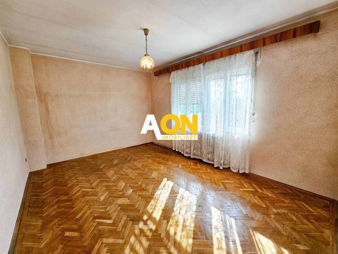 Casa tip duplex, 4 camere, garaj. Cetate, zona HCC - Poză 10