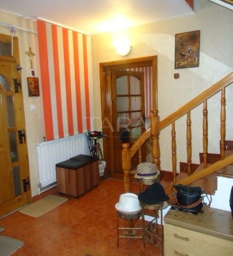 Casă / Vilă cu 6 camere de vânzare în zona Marasti - Poză 4