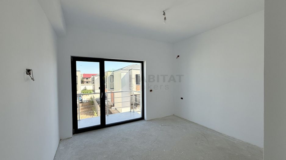Vila 5 camere Tunari langa Cosmopolis - Poză 7