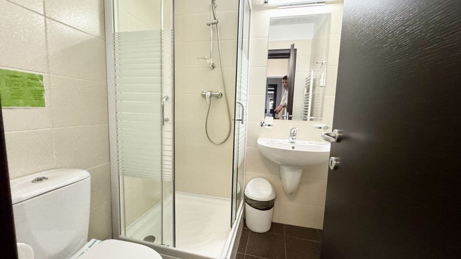 AFACERE - HOTEl (SEMI)RENOVAT de 4 etaje - Floreasca-Barbu Vacarescu - Poză 11