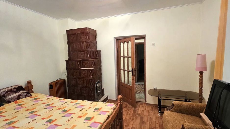 Casa la sol cu teren 1055 mp si livada - Vanatori, Galati - Poză 13