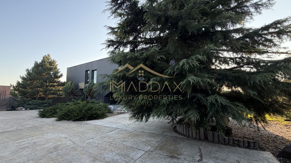 Vila Exclusivista *2223mp teren* / Piscina proprie / 5 garaje / Otopeni - Poză 11
