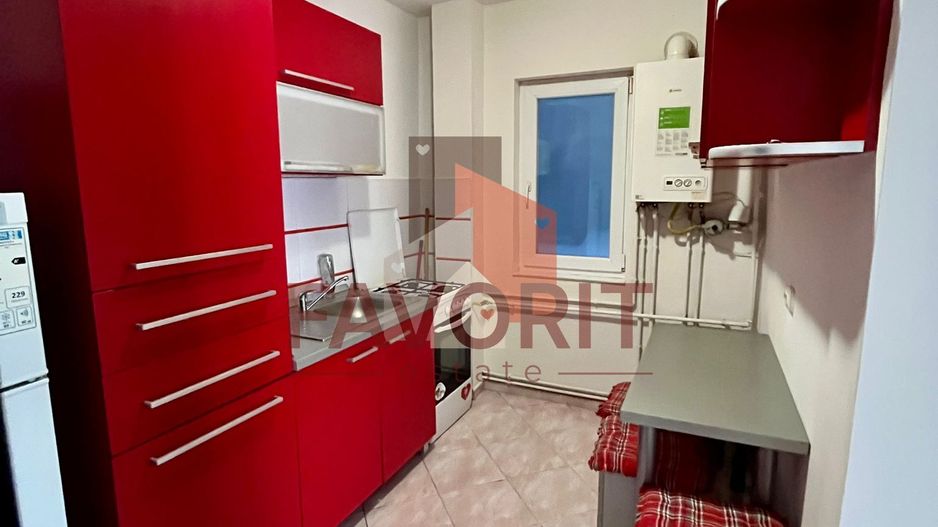 Etajul 1 cu lift. Bloc reabilitat. Mobilat - Poză 3