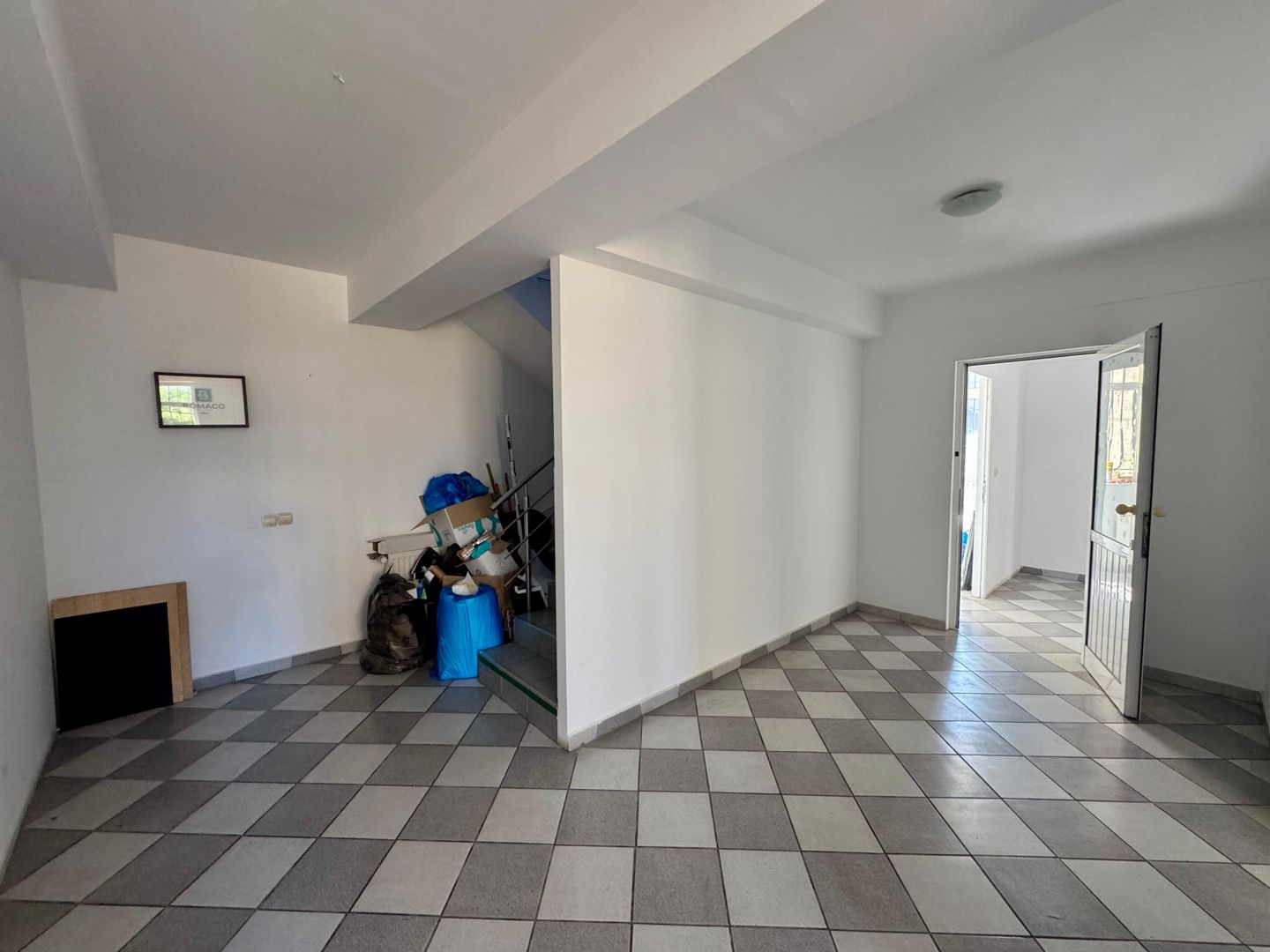 OPORTUNITATE - vila-curte individuala-garaj la Domenii-Popisteanu - Poză 17