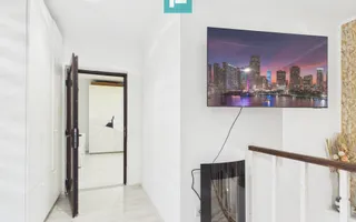 Apartament spațios cu 3 camere, zona centrală - Poză 11
