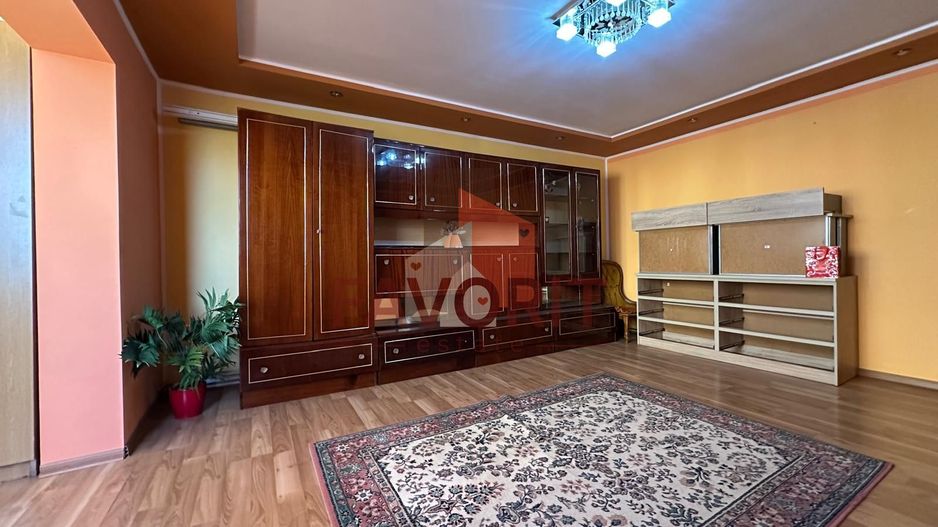3 camere | etaj 2 | centrala proprie | zona excelenta | - Poză 2