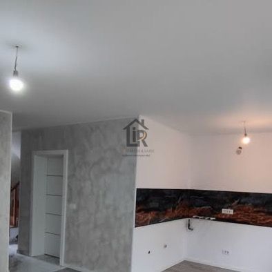 Casa tip duplex Horpaz Miroslava - Poză 6