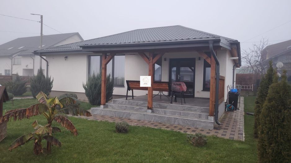 Casa 4 camere Manastirea Crevedia - Poză 2