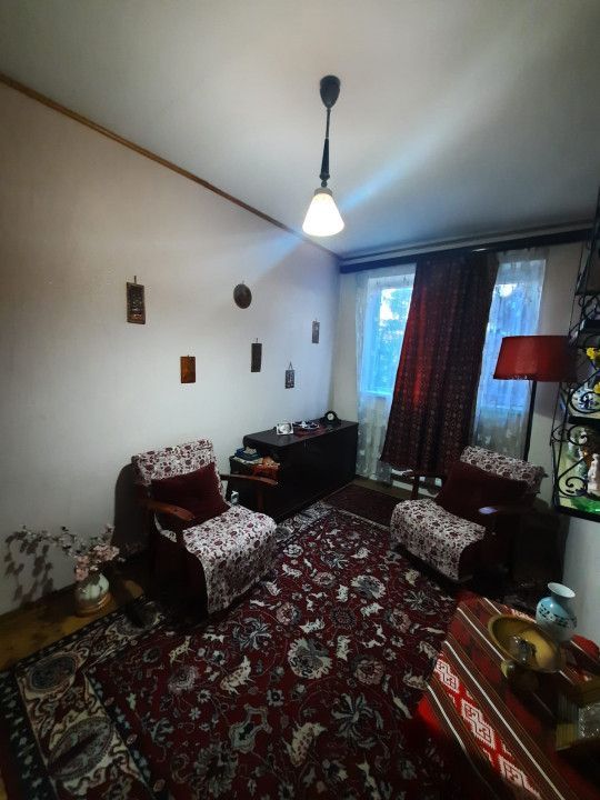 Apartament 3 camere, semidecomandat, central, Campina - Poză 4