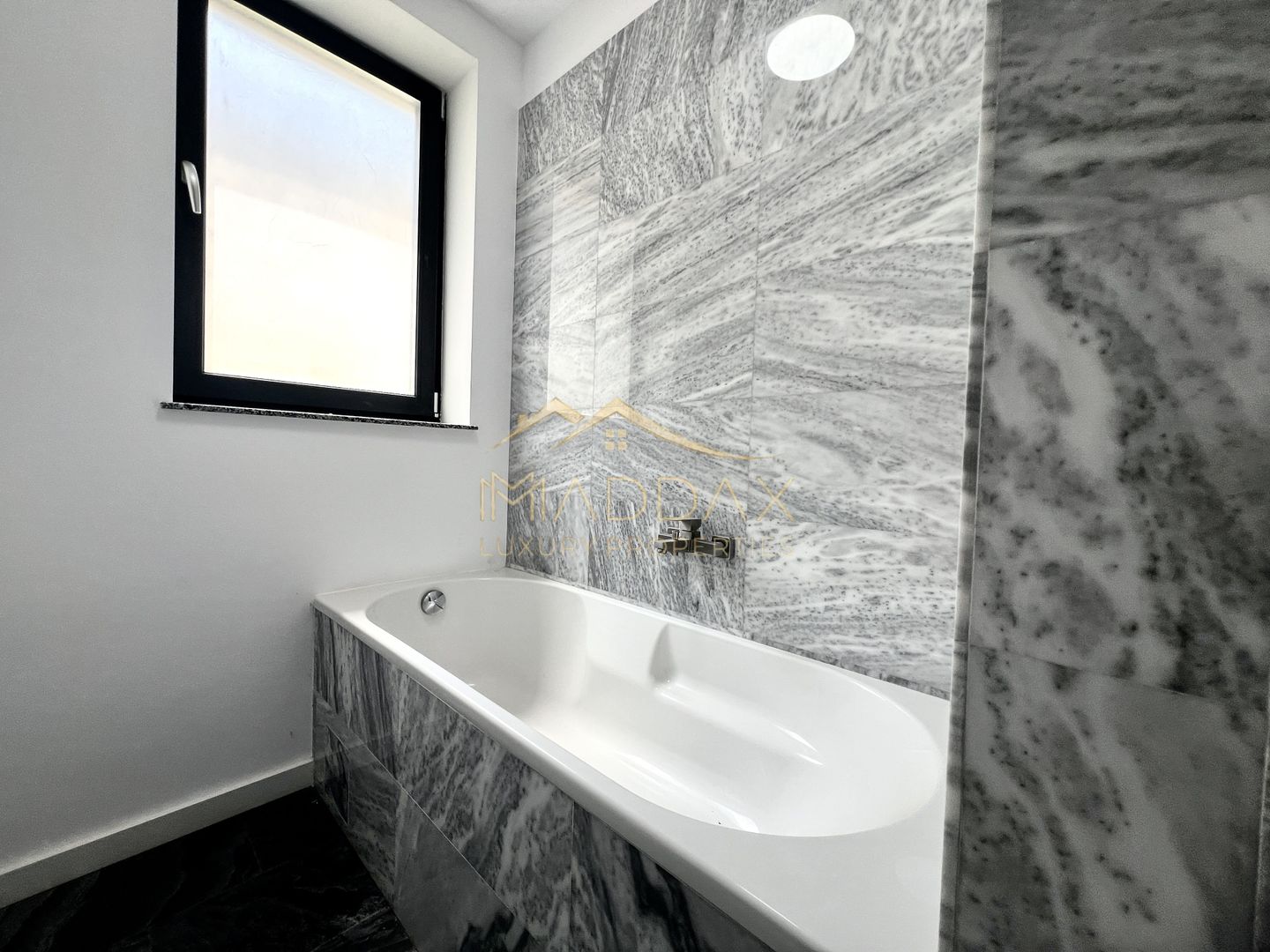 Apartament 3 Camere | De Inchiriat | Aviatiei | 2 bai - Poză 7