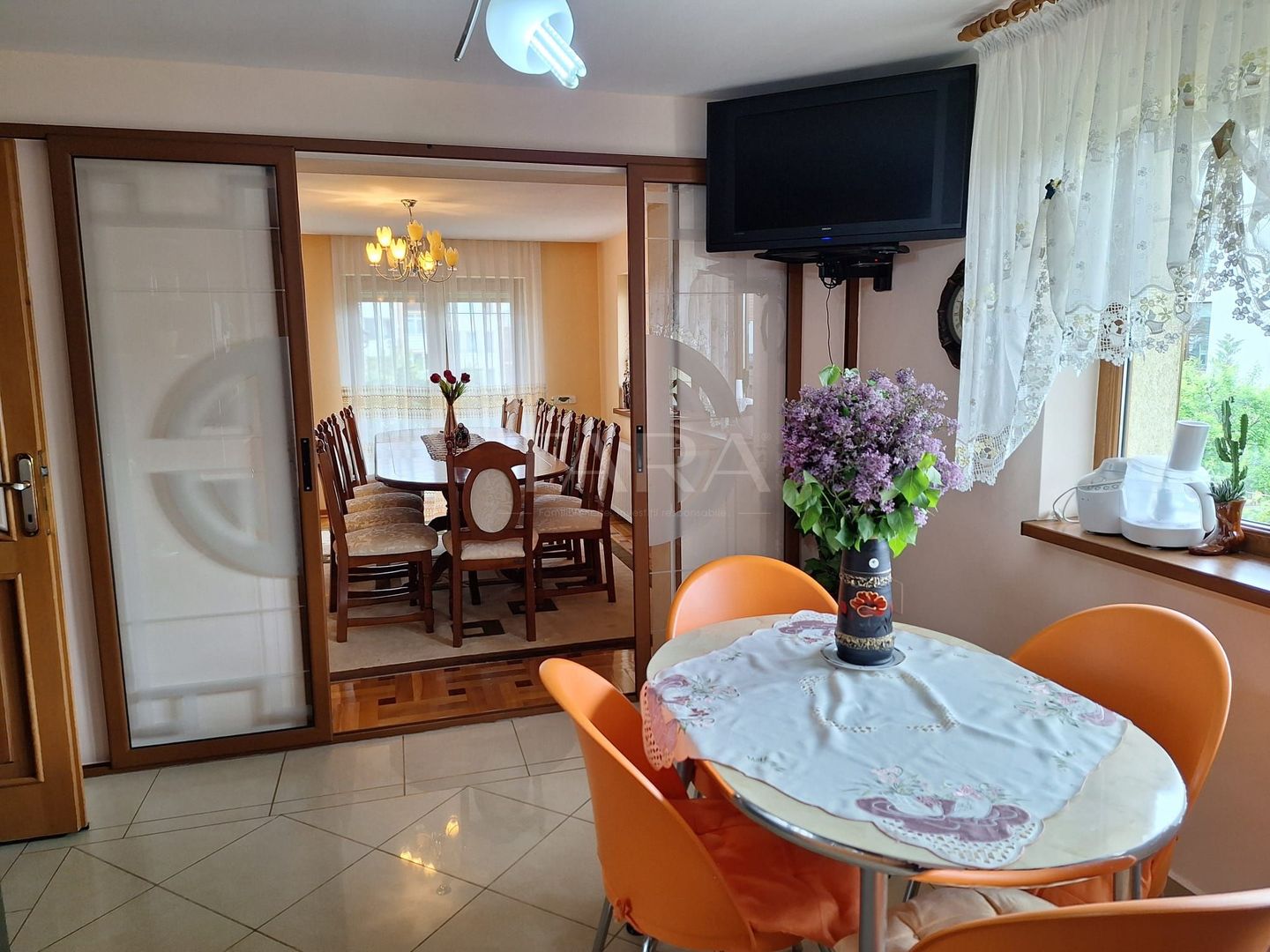 Vilă Elegantă în Cartierul Europa – Liniște și Confort - Poză 5